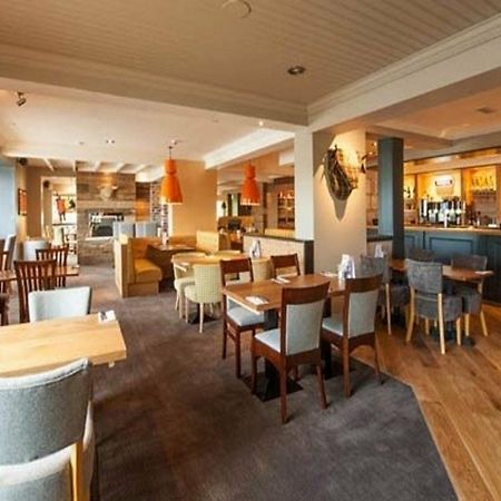 Premier Inn Івшем Екстер'єр фото